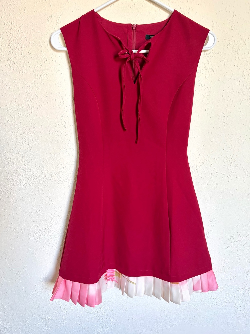 Saturday Club Pleated Hem Sleeveless Dress